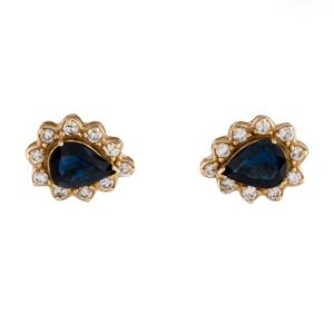 Broqueles de zafiros con diamantes naturales en oro amarillo