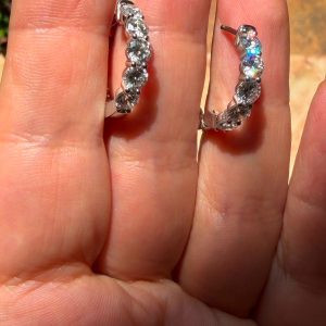 Arracadas de Oro 14k con Diamantes de Laboratorio (4.5 quilates total)
